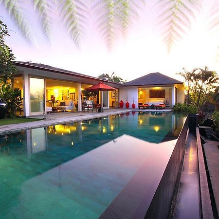 Amertha Villa Dreamland Улувату Екстер'єр фото